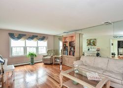 Pre-foreclosure Listing in EDEN WAY ROSLYN, NY 11576