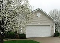 Pre-foreclosure in  LAKE HARBOUR WAY Avon, OH 44011