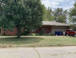 Pre-foreclosure in  NORTHCUTT DR Lindsay, OK 73052