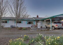 Pre-foreclosure in  SE TRUBEL RD Sandy, OR 97055