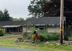 Pre-foreclosure Listing in ROCK RD PINE GROVE, PA 17963