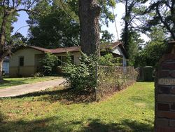 Pre-foreclosure in  LOVE AVE NW Huntsville, AL 35816