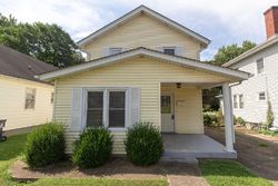Pre-foreclosure in  HERMAN AVE Ashland, KY 41101