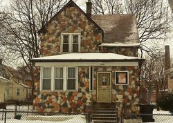 Pre-foreclosure in  S SAGINAW AVE Chicago, IL 60649
