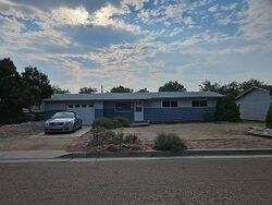 Pre-foreclosure in  COLLEGE AVE Caldwell, ID 83605