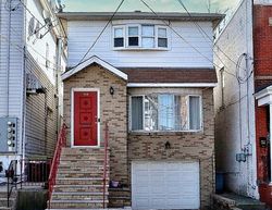 Pre-foreclosure Listing in N 5TH ST HARRISON, NJ 07029