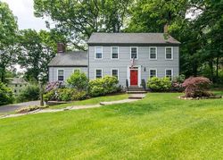 Pre-foreclosure in  HUNTER DR West Hartford, CT 06107