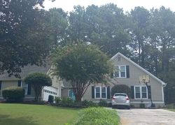 Pre-foreclosure in  CARRIAGE ROWE Duluth, GA 30096
