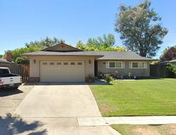 Pre-foreclosure in  N WARREN AVE Fresno, CA 93705