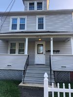 Pre-foreclosure in  SCOFIELD AVE Stamford, CT 06906