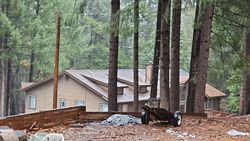 Pre-foreclosure in  LUPIN LN Pollock Pines, CA 95726