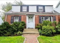 Pre-foreclosure in  LINDSLEY PL East Orange, NJ 07018