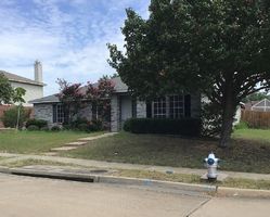 Pre-foreclosure in  LONESOME DOVE TRL Wylie, TX 75098