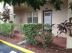 Pre-foreclosure in  NW 29TH CT  Fort Lauderdale, FL 33313