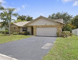 Pre-foreclosure in  NW 88TH TER Pompano Beach, FL 33065