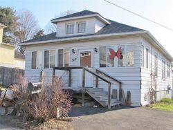Pre-foreclosure in  SQUIRES AVE Endicott, NY 13760