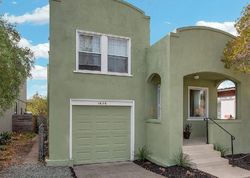 Pre-foreclosure Listing in STANNAGE AVE BERKELEY, CA 94702
