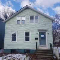 Pre-foreclosure in  6TH AVE Troy, NY 12180