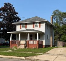 Pre-foreclosure in  GRAND AVE Owosso, MI 48867