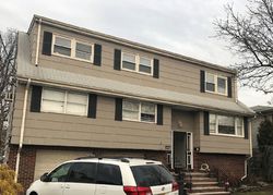 Pre-foreclosure in  CHESTNUT PL Secaucus, NJ 07094