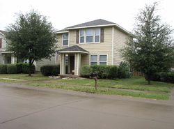 Pre-foreclosure in  PLANTERS ROW DR Mckinney, TX 75070