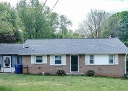 Pre-foreclosure in  E 18TH ST Front Royal, VA 22630