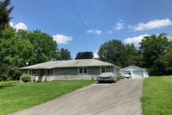 Pre-foreclosure in  CLIFFORD CT Warwick, NY 10990