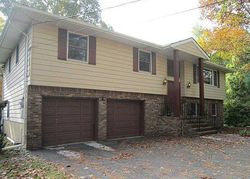 Pre-foreclosure in  HOMANS AVE Closter, NJ 07624