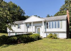 Pre-foreclosure in  RENEE LN North Haven, CT 06473