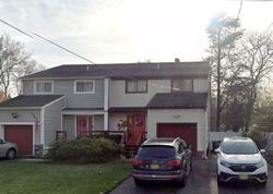 Pre-foreclosure in  E MAIN ST Bergenfield, NJ 07621