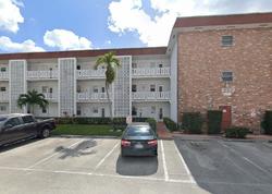 Pre-foreclosure in  NW 12TH CT  Fort Lauderdale, FL 33313