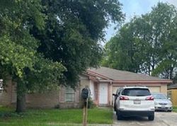 Pre-foreclosure in  GREEN KNOLL DR Houston, TX 77067