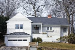 Pre-foreclosure Listing in ROCKWOOD DR LARCHMONT, NY 10538