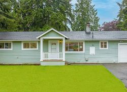 Pre-foreclosure in  29TH AVE SE Bothell, WA 98012