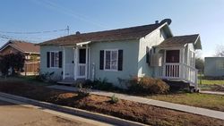 Pre-foreclosure in  W DELTHA AVE Woodlake, CA 93286