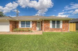 Pre-foreclosure in  RIDGEFIELD DR Plano, TX 75075