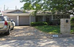 Pre-foreclosure in  CHEVY CHASE DR Fort Worth, TX 76134
