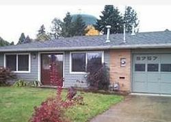 Pre-foreclosure in  SE 42ND AVE Portland, OR 97222