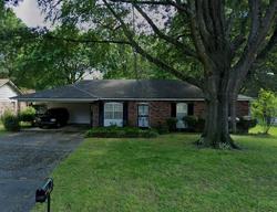 Pre-foreclosure in  MERIMAC DR Memphis, TN 38134