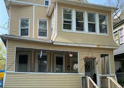 Pre-foreclosure in  TRUMAN ST New Haven, CT 06519