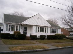 Pre-foreclosure in  BYRON ST New Bedford, MA 02740