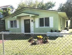 Pre-foreclosure in  NW 40TH ST Miami, FL 33127