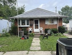 Pre-foreclosure in  WOODWARD ST Clinton Township, MI 48035