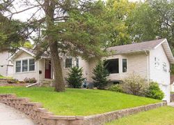 Pre-foreclosure in  E LAFAYETTE ST Mankato, MN 56001