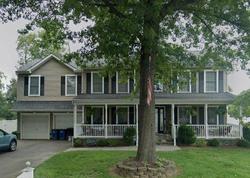 Pre-foreclosure in  ANTOINETTE CT Monroe Township, NJ 08831