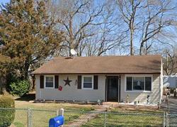 Pre-foreclosure in  ALFRED LN Toms River, NJ 08753