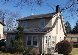 Pre-foreclosure Listing in STASIA ST TEANECK, NJ 07666