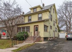 Pre-foreclosure in  E CLAY AVE Roselle Park, NJ 07204