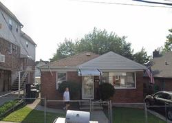 Pre-foreclosure in  117TH ST College Point, NY 11356