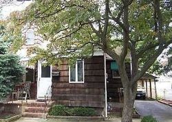Pre-foreclosure in  LINCOLN RD Hempstead, NY 11550